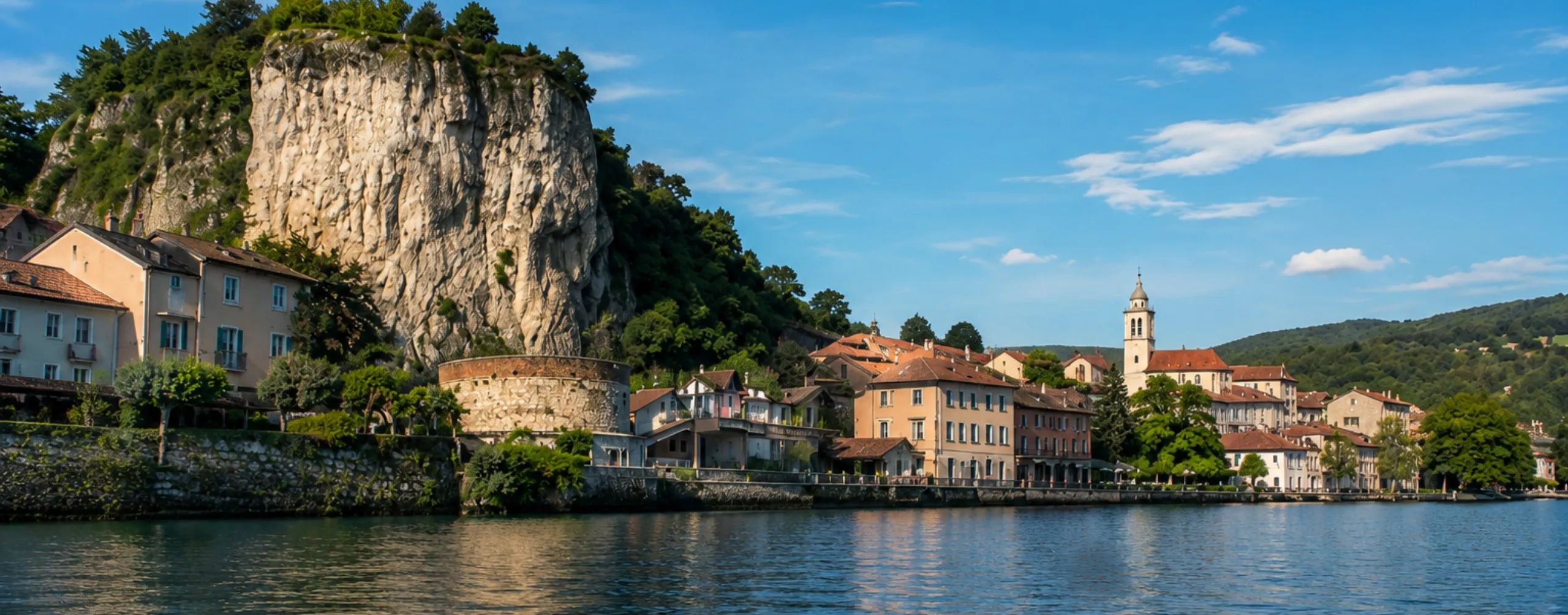 Arona Lake Maggiore: Things to See and Do