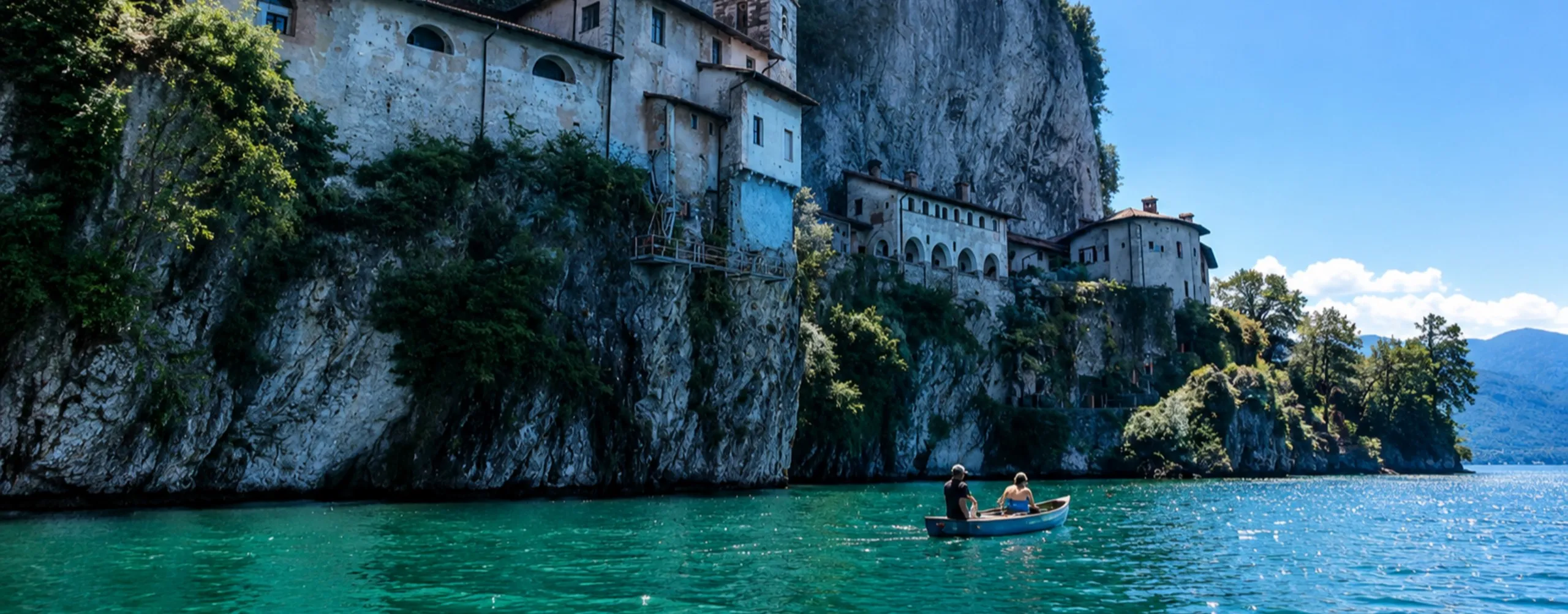 Canoe Tour Santa Caterina del Sasso | Lake Maggiore