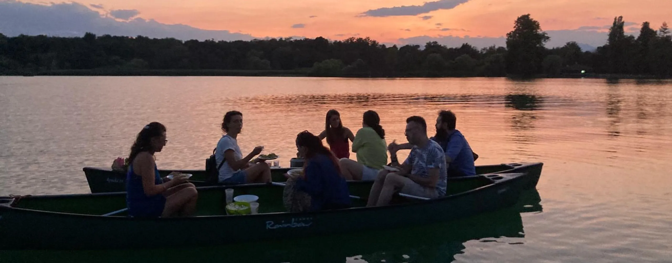 Full Moon Canoe Dinner on Lake Varese From €65